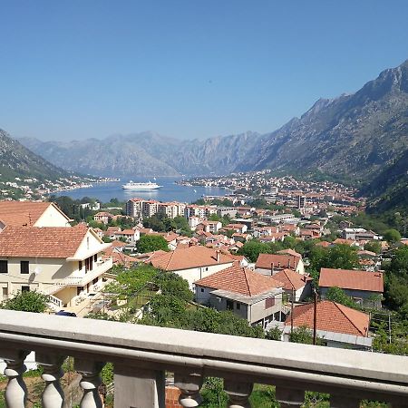 Apartment Misulino Kotor Extérieur photo
